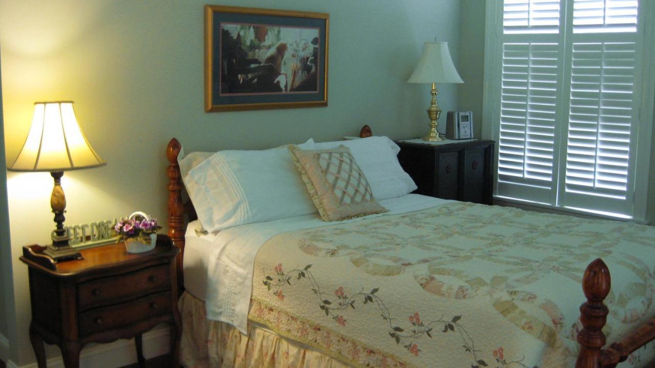 Trinkle Mansion Bed & Breakfast Wytheville Esterno foto