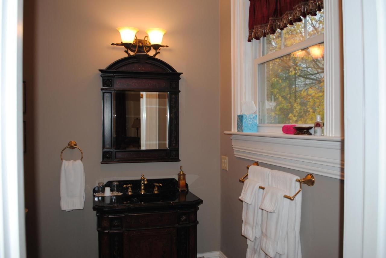Trinkle Mansion Bed & Breakfast Wytheville Esterno foto